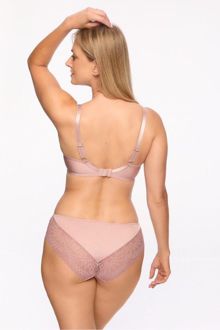 Semi-soft model 215987 Gaia - imagine 3